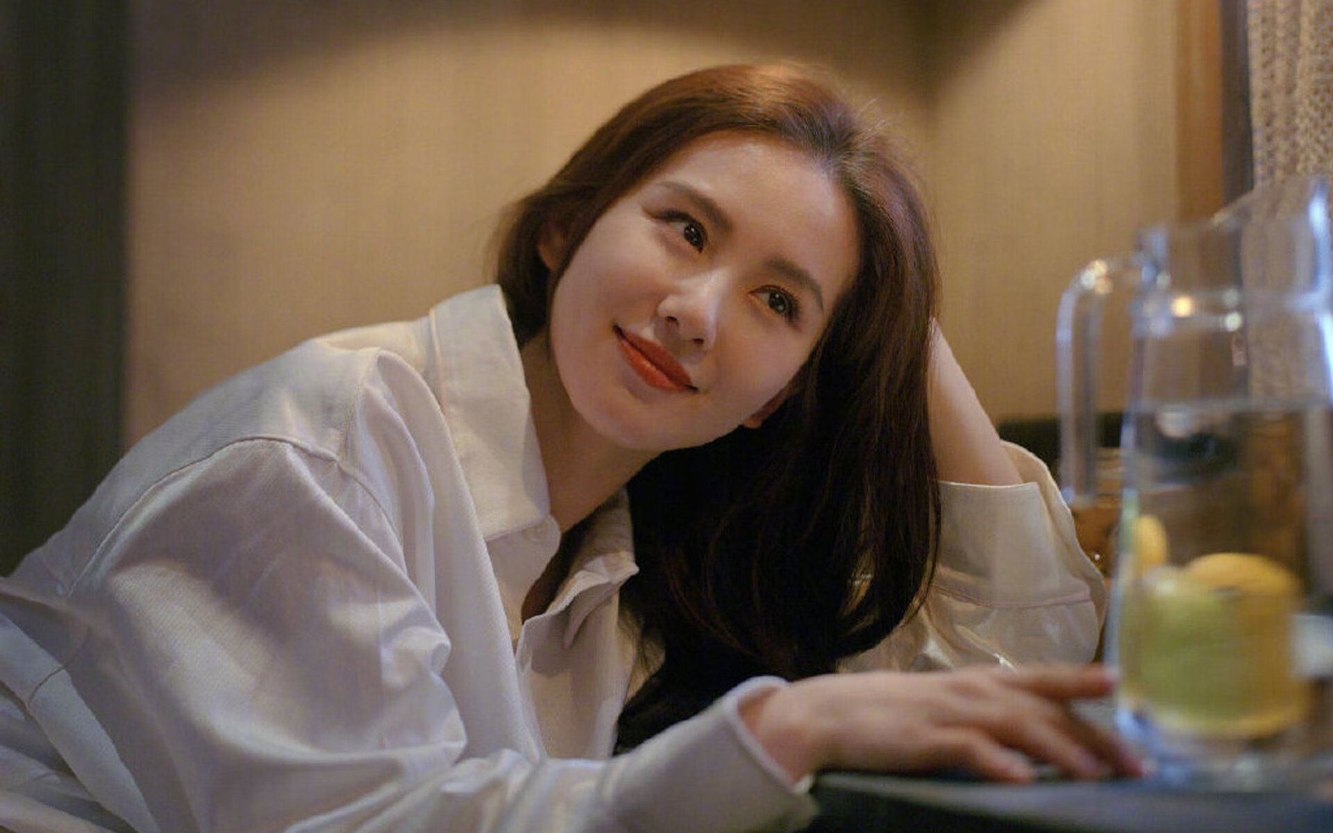 开云体育-梅西魔术盘活全局，一场跨越足球文化的攻防转换教学课