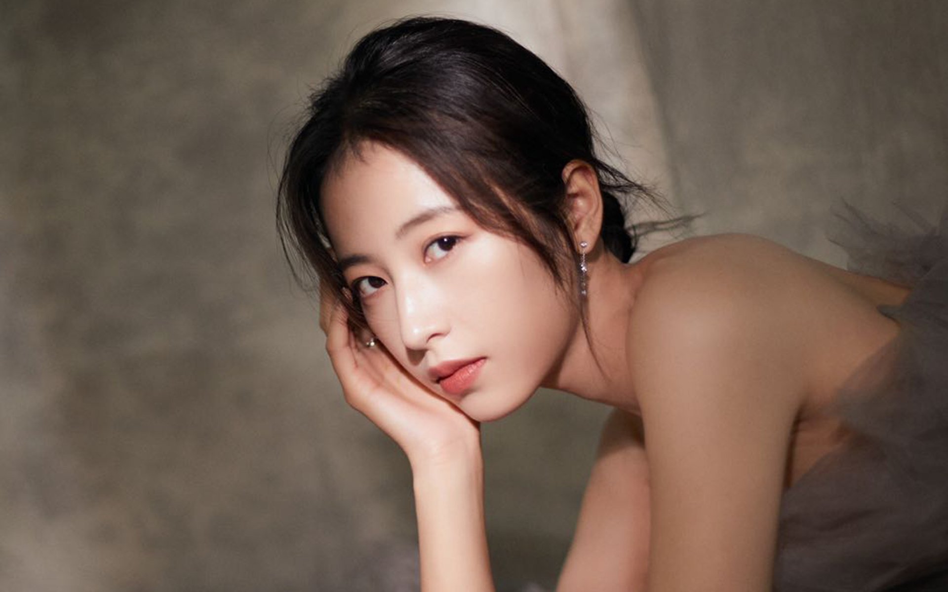 开云体育在线-奇迹共振，当贝蒂斯一波流击沉拜仁，斯通斯在NBA赛场完成致命封盖