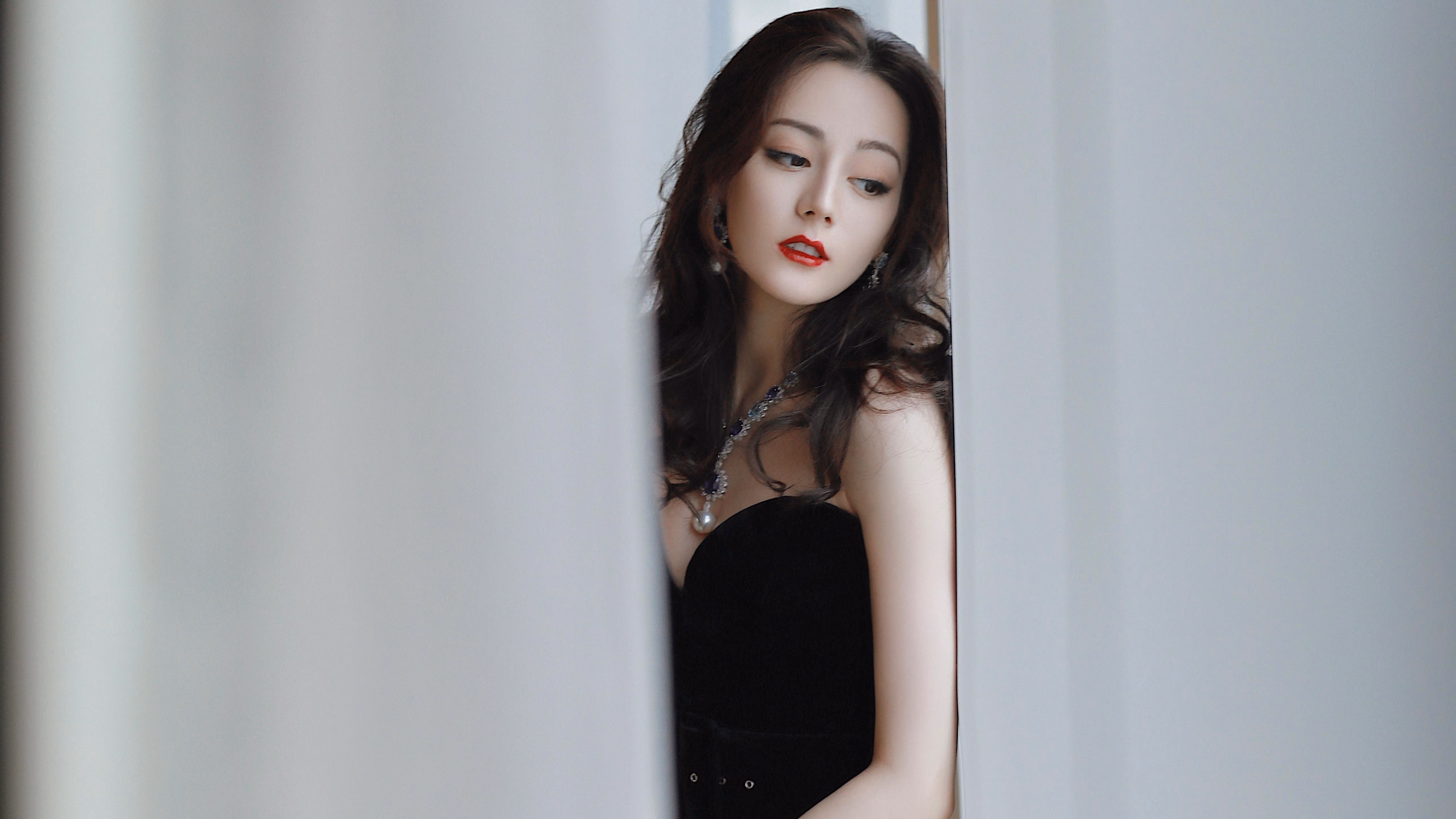 孤星辉映征服之夜，贝林厄姆独造三球，波兰铁骑踏碎加纳黑星